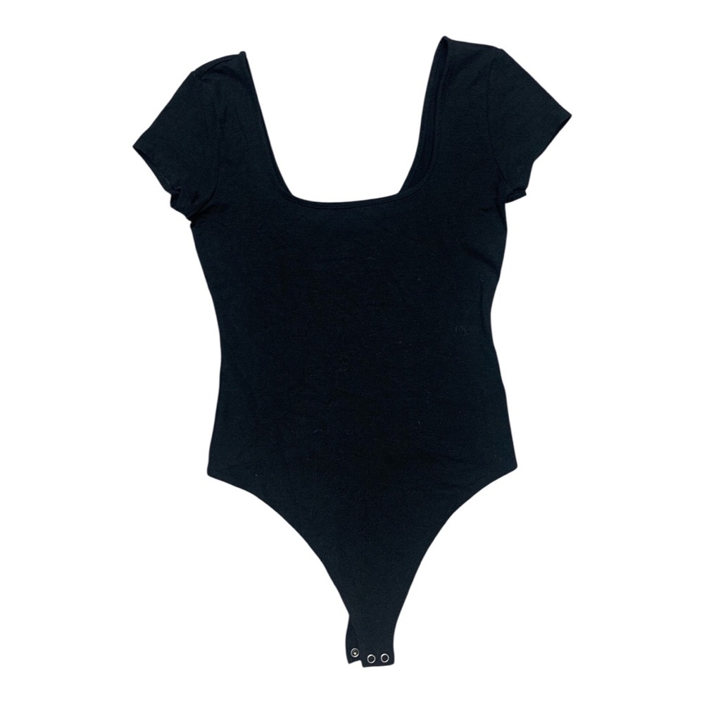 ▪️American Eagle Outfitters Short Sleeve Thong Bodysuit